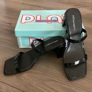 Black JAMM-3 Jelly Jeffrey Campbell Sandals